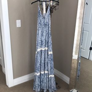 Gorgeous sundress with adjustable halter straps!